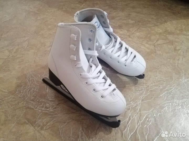 Коньки фигурные