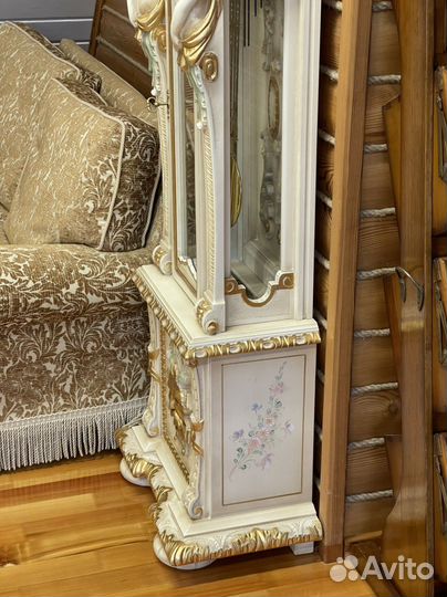 Часы напольные Италия