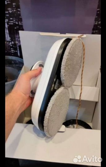 Робот Мойщик окон, зеркал, витрин, плитки в аренду