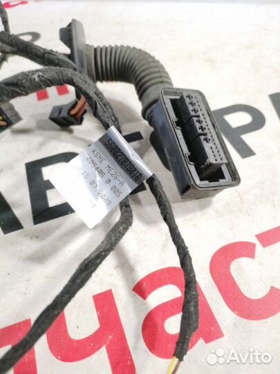 Проводка двери передняя Audi A4