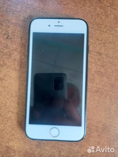 Телефон iPhone