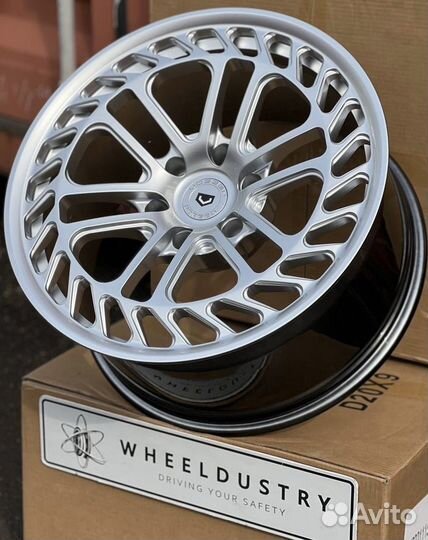 Кованые диски Vossen Dodge RAM TRX