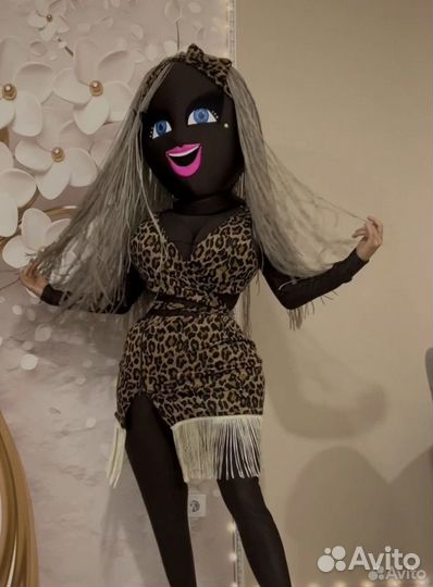 Шуточный стриптиз, Мулатка на праздник