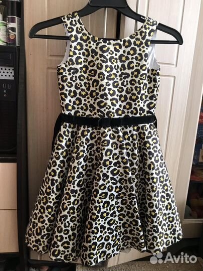 Платье праздничное