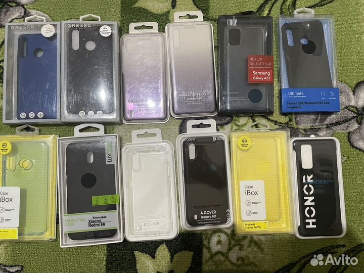 Чехлы на телефон