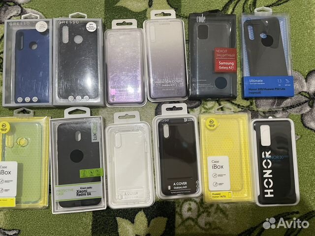 Чехлы на телефон