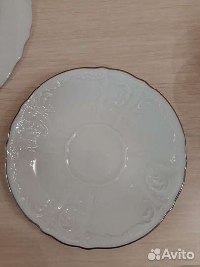 6-ть кофейных пар(кружка+блюдце), 6-ть десертных т