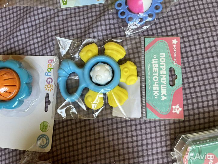 Новые Игрушки для малышей до года пакетом