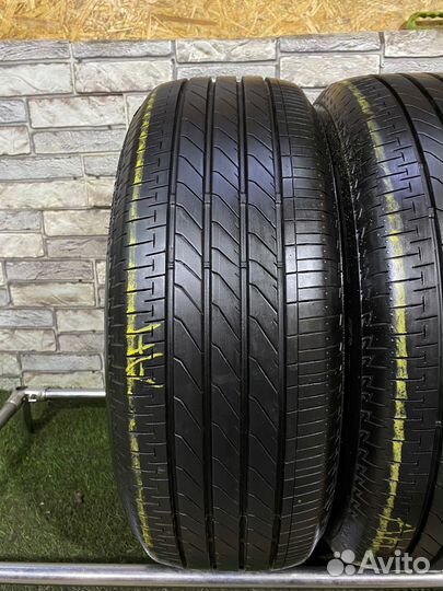 Bridgestone Turanza T005A 215/60 R16