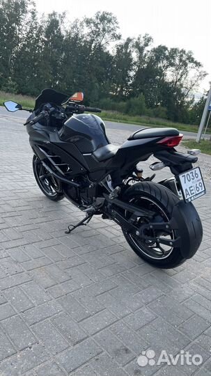 Kawasaki ninja 300 с abs