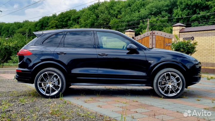 Porsche Cayenne 3.0 AT, 2015, 120 000 км