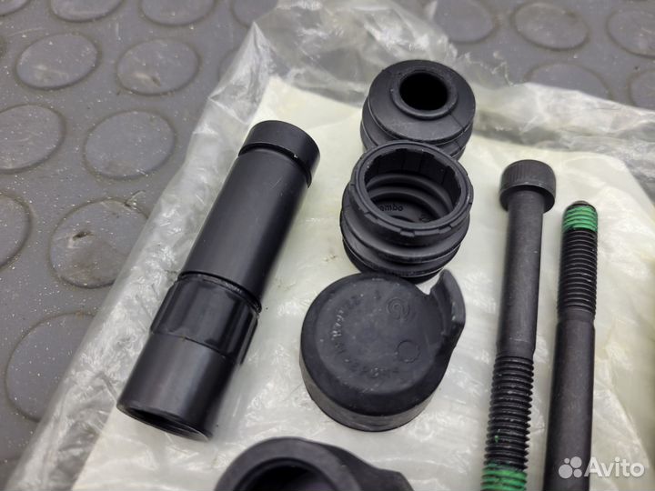 Втулка задняя Mercedes-Benz W447