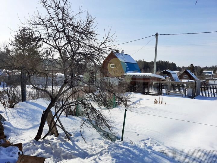 Дом 30 м² на участке 5,3 сот.