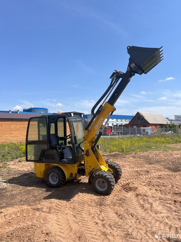 Телескопический погрузчик SHENG ER1000, 2024