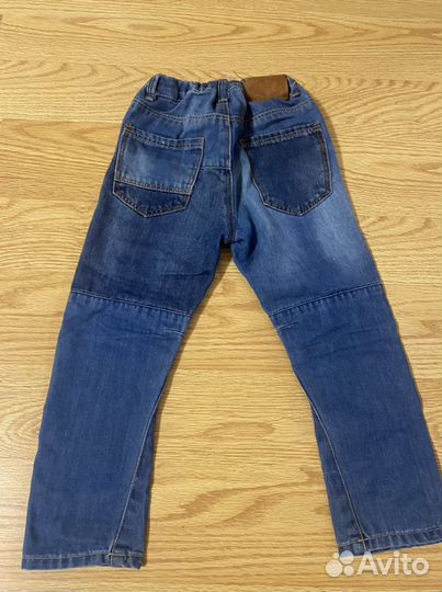 Джинсы Zara