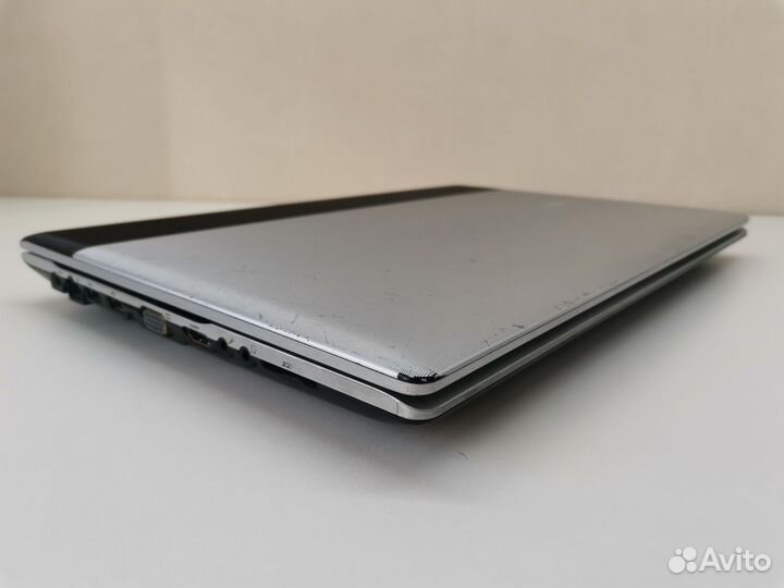 Samsung RV515 - E450/ HD 7400M (1Gb) / 4 Gb/ 500 G