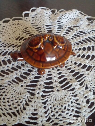 Статуэтка черепахи из керамики