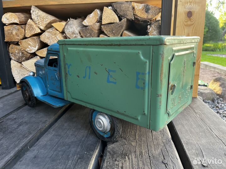 Зис хлебовозка игрушка СССР