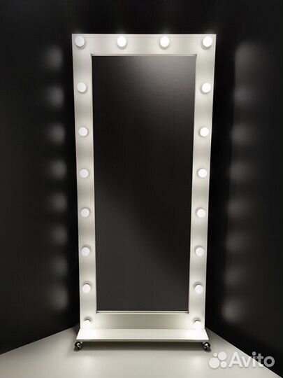 Гримерное зеркало