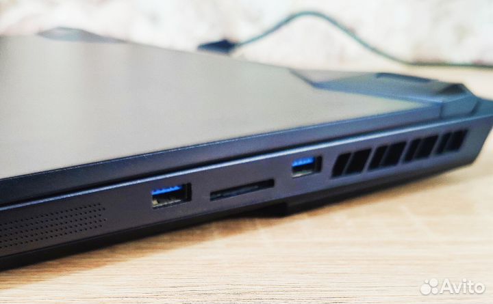 Ноутбук msi