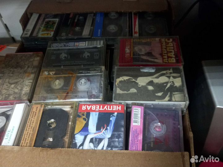 Аудио кассета коллекция 200шт
