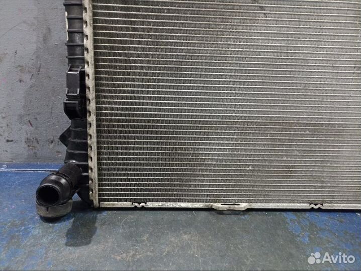 Радиатор охлаждения Audi A4 B8