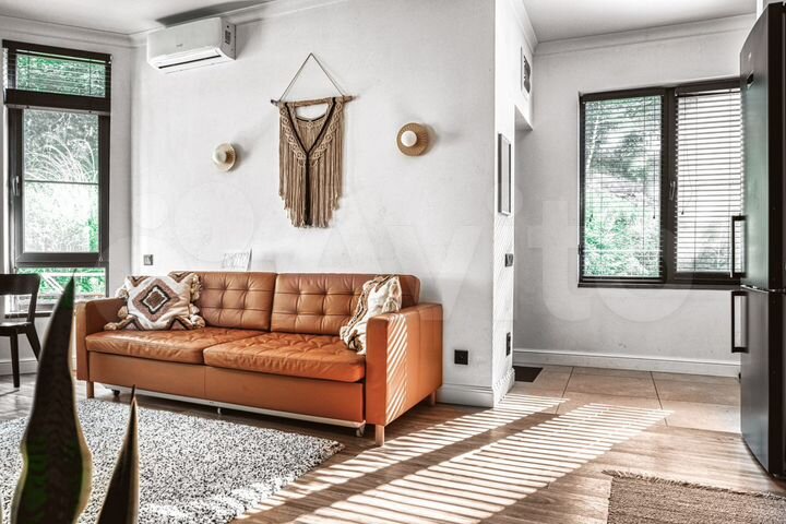 2-к. квартира, 52 м², 1/5 эт.