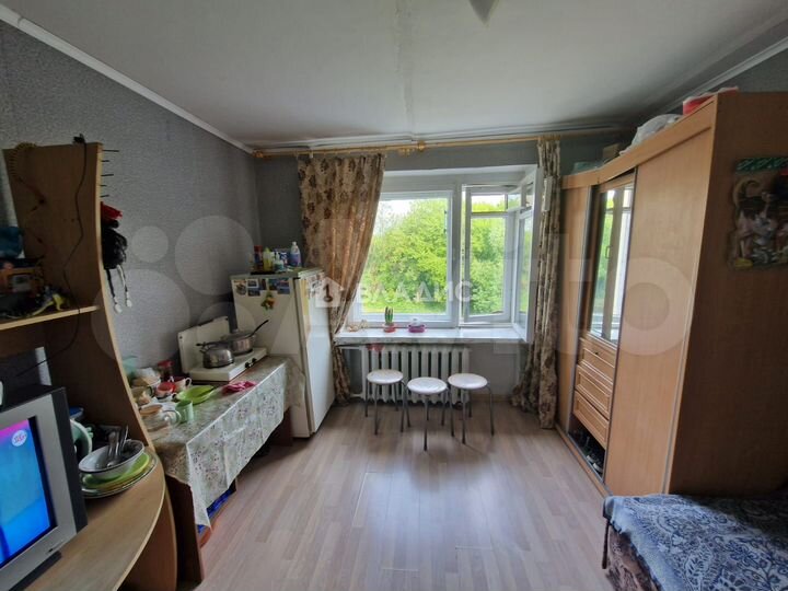 Комната 13 м² в 1-к., 4/5 эт.