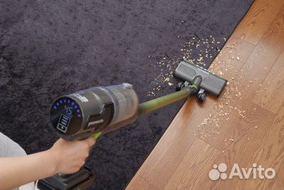 Пылесос вертикальный Greenworks G24SVK4 24V