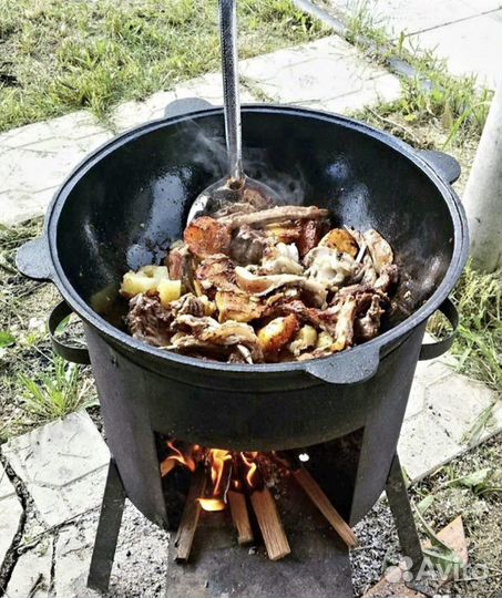 Чугунный казан 12л с печкой