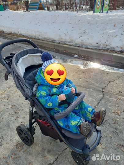 Продам прогулочную коляску