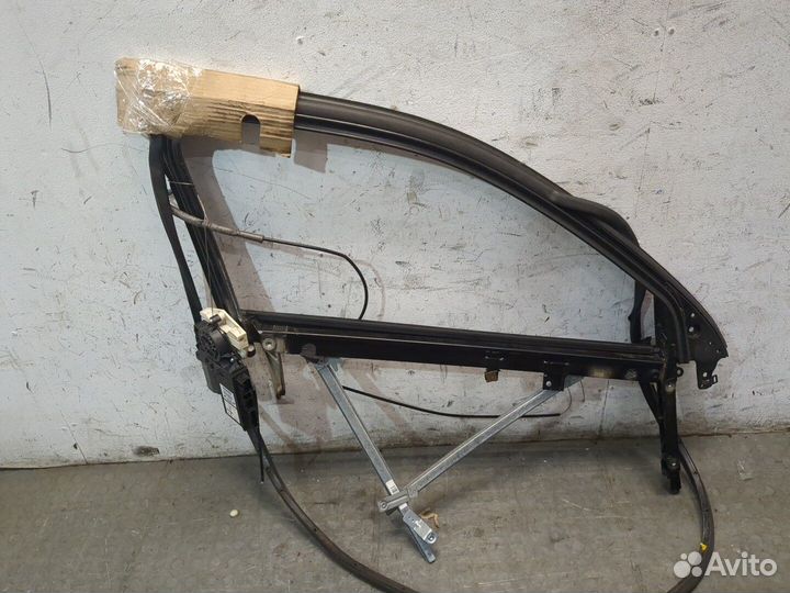 Стеклоподъемник электрический Audi A4 (B6), 2003