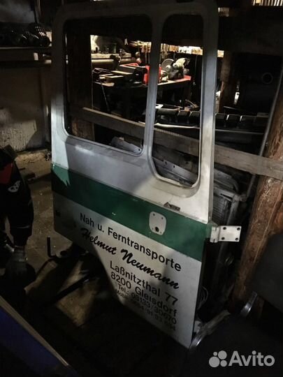 Правая дверь на Man Dfak