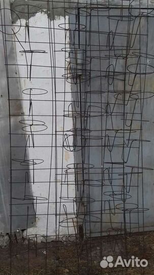 Подставка под головные уборы