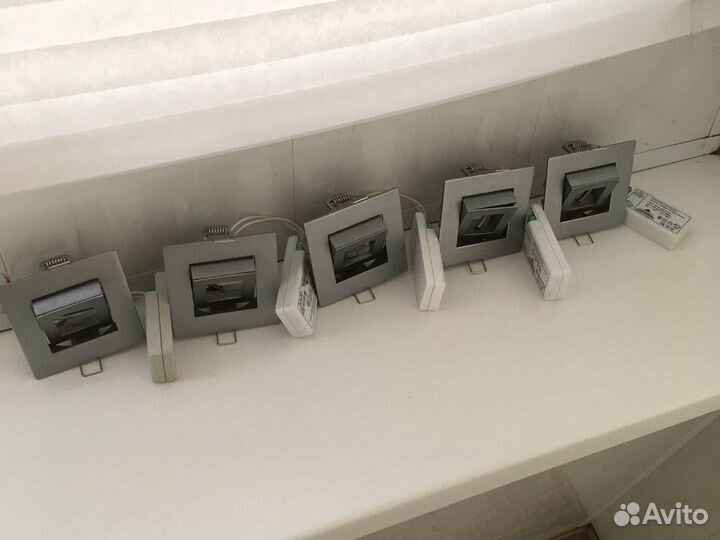 Светильник потолочный встраиваемый