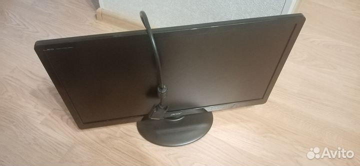 Продаю монитор