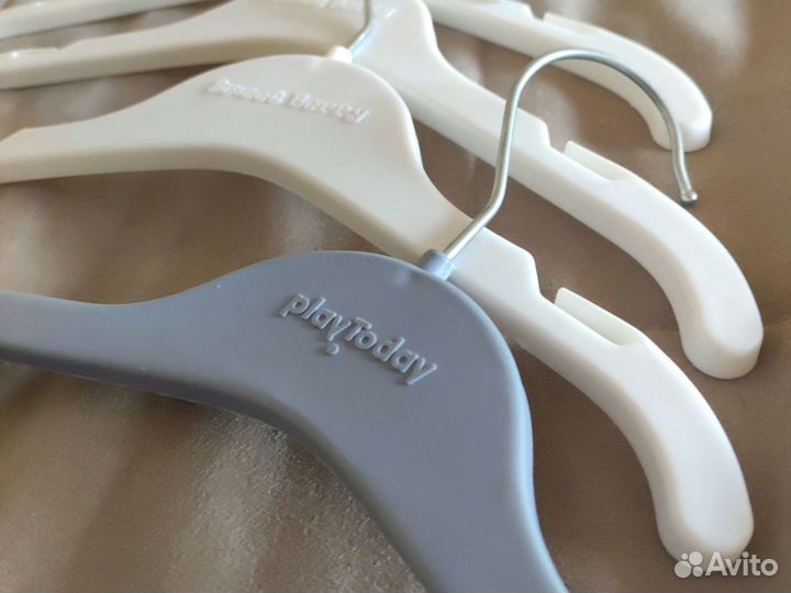 Вешалки плечики детские