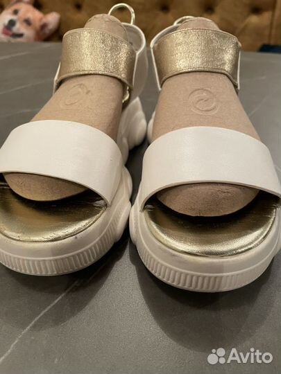 Сандалии для девочки