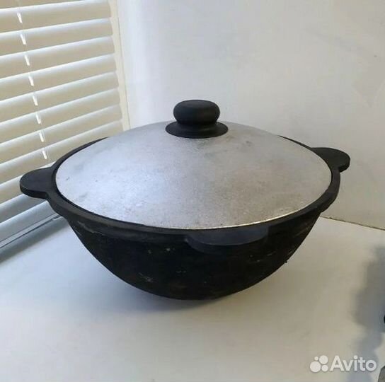 Казан чугунный