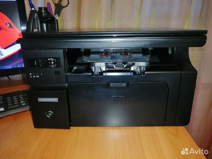 HP LaserJet 1010 хор. Сост