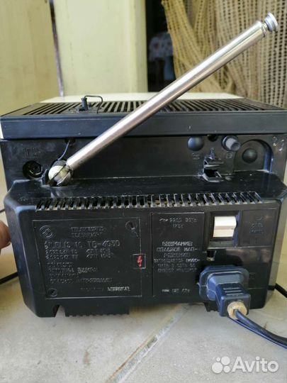 Телевизор шилялис 403д