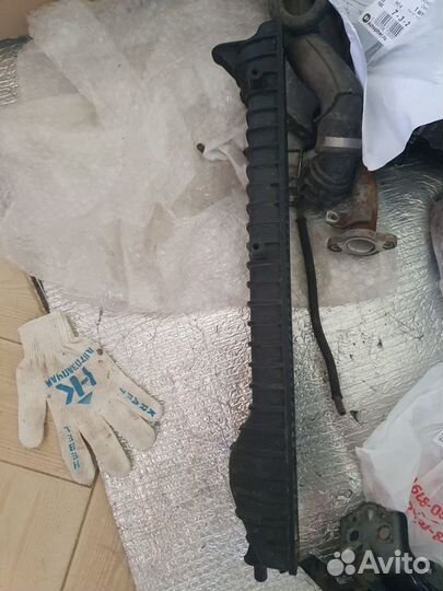 Правая банка радиатора двс без дефектов bentley