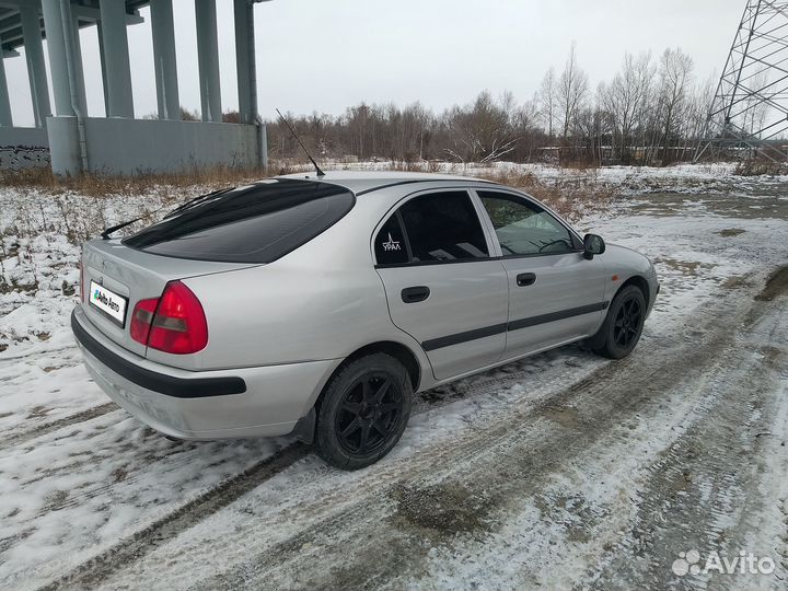 Mitsubishi Carisma 1.6 МТ, 2003, 203 917 км