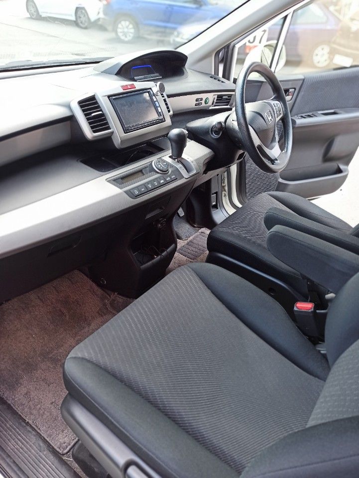 Honda Freed: фото владельца