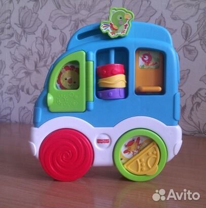 Развивающая машинка