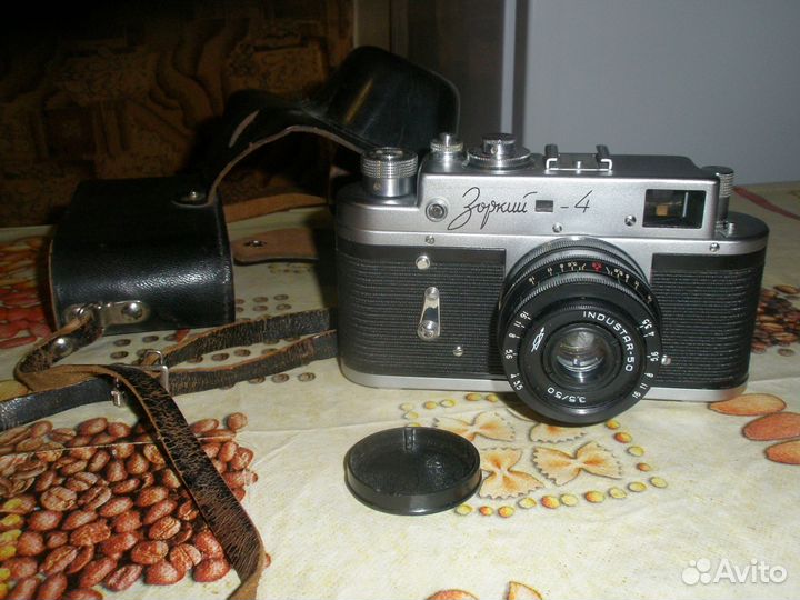 Фотоаппарат Зоркий-4 с объективом Индустар-50