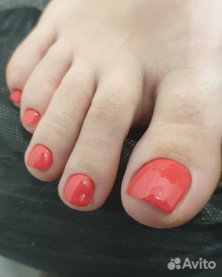 Маникюр, педикюр