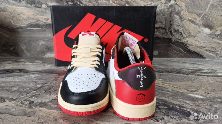 Nike Air Jordan 1