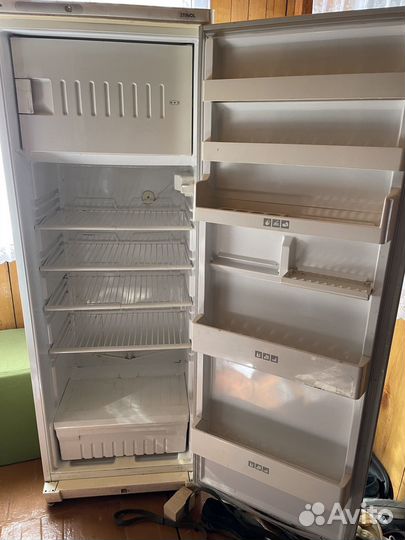 Холодильник stinol 205