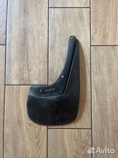 Брызговик задний правый Chevrolet Cruze С 2009 По